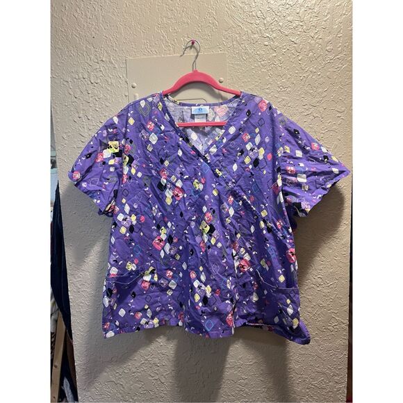 SB Scrubs Purple Patterned Scrub Top Woman’s Size 3X - Picture 1 of 11